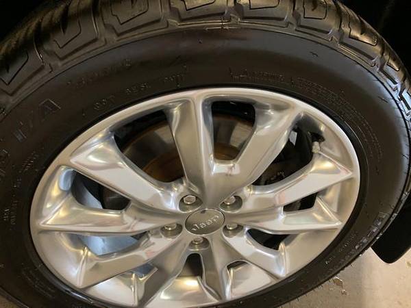 2016 JEEP CHEROKEE LIMITED FWD ALLOYS! LEATHER! BACKUP CAM! LOADED! for sale in Coopersville, MI – photo 8