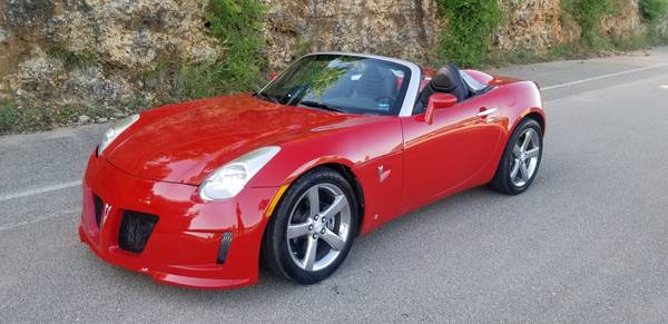 **** 2006 PONTIAC SOLSTICE CONVERTIBLE **** - cars & trucks - by... for sale in Osage Beach, MO – photo 20