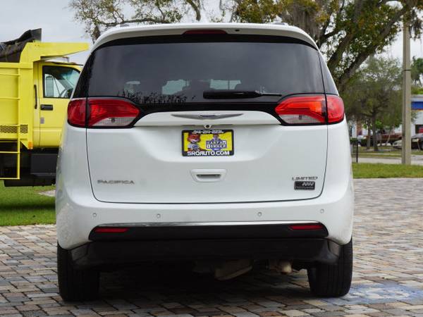 2017 Chrysler Pacifica Limited 4dr Wagon Brigh for sale in Bradenton, FL – photo 7