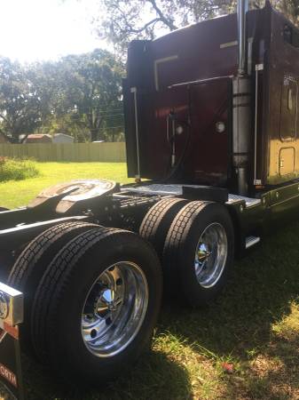 Semi truck for sale for sale in Lakeland, FL – photo 2