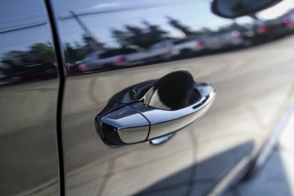 2018 Hyundai Elantra SE Sedan ONE OWNER - cars & trucks - by dealer... for sale in Lynnwood, WA – photo 12