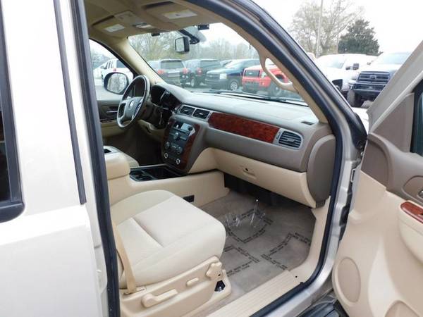 Chevrolet Tahoe 4wd LS SUV Used 1 Owner Chevy Truck Sport Utility V8... for sale in Greenville, SC – photo 14