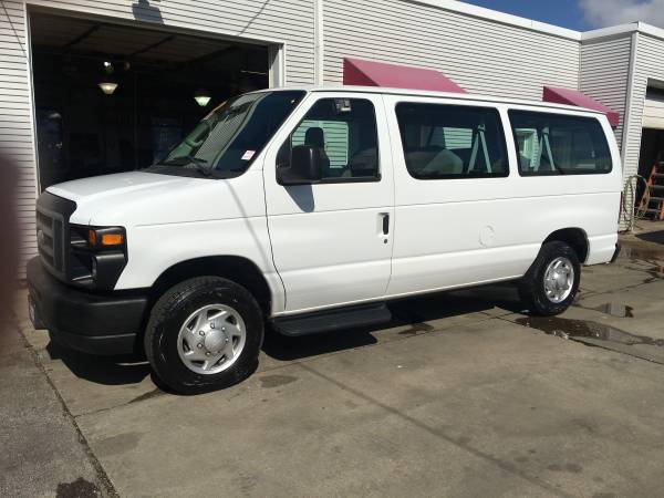2014 FORD E-150 ECONOLINE VAN - - by dealer - vehicle for sale in URBANA, IL – photo 2