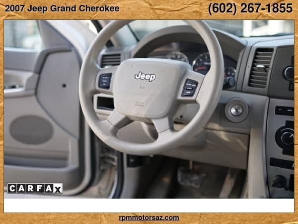 2007 Jeep Grand Cherokee Laredo 4WD - cars & trucks - by dealer -... for sale in Phoenix, AZ – photo 19