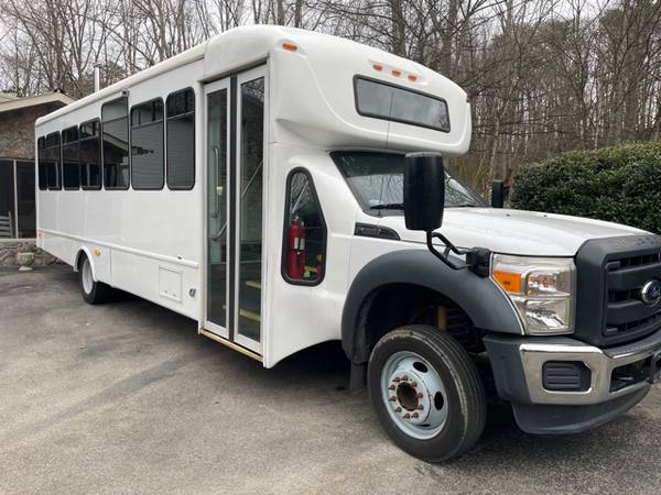 Great 2017 31 Passenger Bus for sale in Knoxville, TN