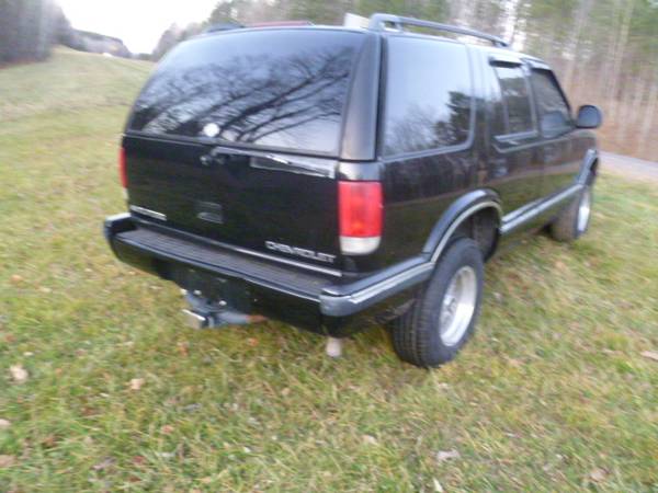 1997 CHEVROLET BLAZER 4 DOOR ALMOST RUST FREE, SOUTHERN VEHICLE -... for sale in Westboro, WI – photo 6