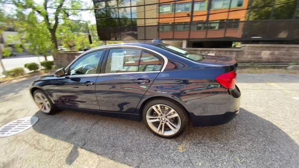 2017 BMW 330i xDrive - - by dealer - vehicle for sale in Great Neck, NY – photo 13