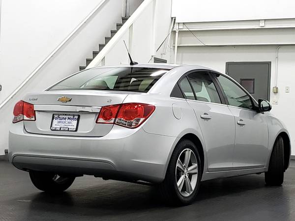 2012 Chevrolet Cruze 4dr Sdn LT w/2LT - - by for sale in WAUKEGAN, IL – photo 4