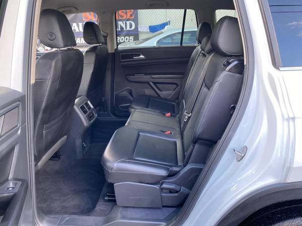 2018 Volkswagen Atlas 3 6L V6 SE 4MOTION - - by dealer for sale in Jamaica, NY – photo 13