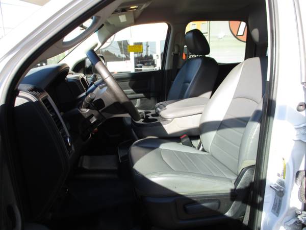 2015 RAM 5500 CREW CAB FLAT BED, 4X4 DIESEL, GOOSENECK - cars & for sale in south amboy, MI – photo 9
