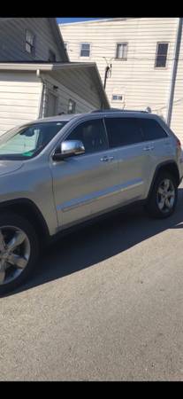 2011 Jeep Grand Cherokee Limited for sale in Morgantown , WV – photo 2