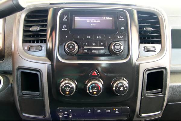 2018 RAM 2500 TRADESMAN*CUMMINS*ONE OWNER*BLUETOOTH*HOSTILE... for sale in Liberty Hill, TX – photo 22
