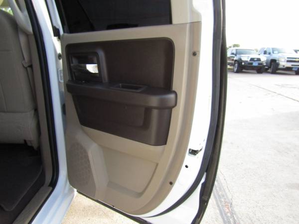 2011 Ram 1500 4WD Quad Cab 140.5" SLT - cars & trucks - by dealer -... for sale in Watauga (N. Fort Worth), TX – photo 17