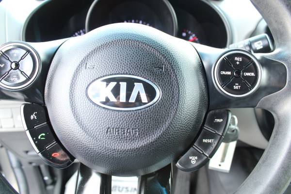 2015 KIA SOUL Low Miles! Camera 90 Day Warranty - cars & for sale in Highland, IL – photo 17