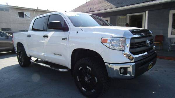 2015 Toyota Tundra 4WD Truck SR5 Financing Available For All Credit!... for sale in Los Angeles, CA – photo 2