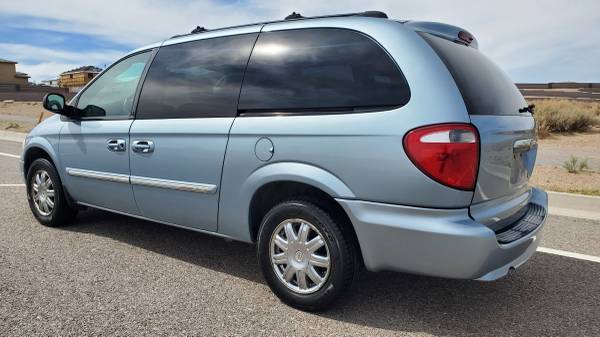 2005 Chrysler Town & Country for sale in Albuquerque, NM – photo 3