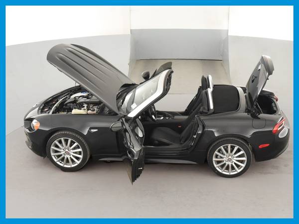 2018 FIAT 124 Spider Lusso Convertible 2D Convertible Black for sale in La Jolla, CA – photo 16