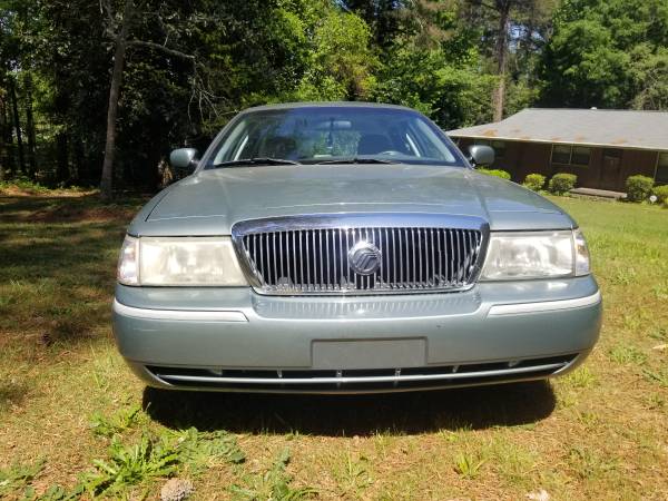 2005 Mercury Grand Marquis - - by dealer - vehicle for sale in Riverdale, GA – photo 3