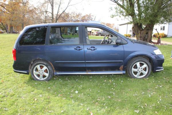 2003 Mazda MPV van, 143,108 miles, LEATHER & MOONROOF for sale in Woodville, WI – photo 6