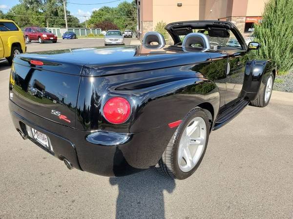 2004 Chevrolet SSR LS 2dr Regular Cab Convertible Rwd SB for sale in Faribault, MN – photo 10