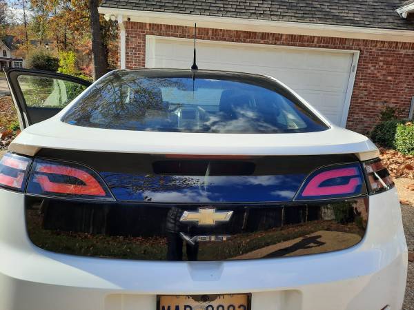2012 Chevrolet Volt (electric) - cars & trucks - by owner - vehicle... for sale in Ridgeland, MS – photo 2
