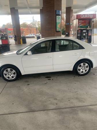 2008 Hyundai sonota - cars & trucks - by owner - vehicle automotive... for sale in Anderson, SC – photo 4