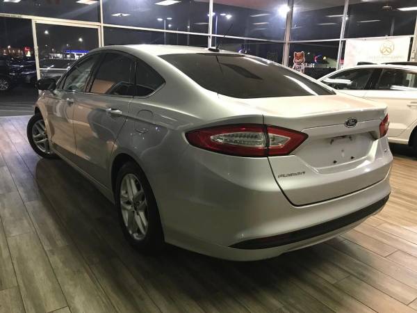 2016 Ford Fusion SE 4dr Sedan EASY FINANCING! - cars & trucks - by... for sale in Rancho Cordova, CA – photo 4