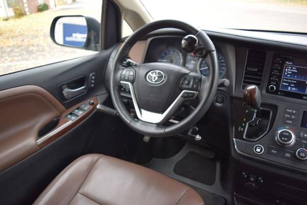 2018 *Toyota* *Sienna* *Limited Premium FWD 7-Passenger - cars &... for sale in Denver, NE – photo 22