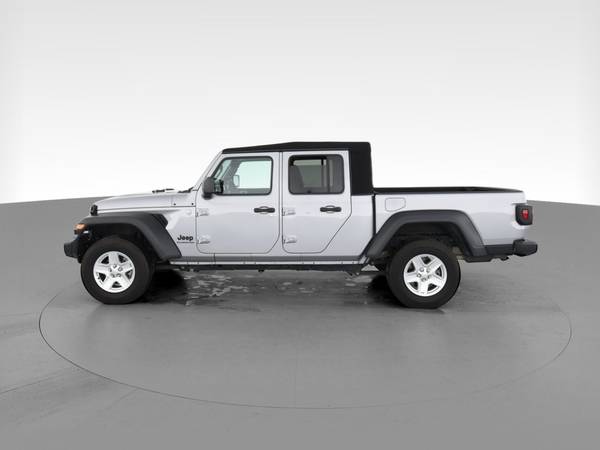 2020 Jeep Gladiator Sport Pickup 4D 5 ft pickup Silver - FINANCE -... for sale in Atlanta, CA – photo 5