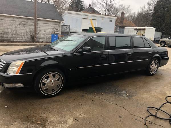 2008 CADILLAC LIMO Ridiculous Low MILES for sale in Temperance, MI – photo 2