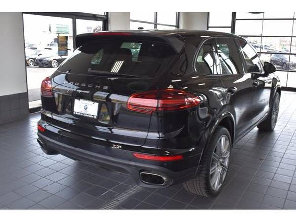 2017 Porsche Cayenne AWD - SUV - - by dealer - vehicle for sale in Crystal Lake, IL – photo 4