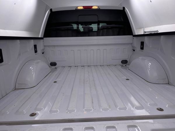 2015 Ford F150 SuperCrew Cab XLT Pickup 4D 5 1/2 ft pickup White - -... for sale in Athens, GA – photo 24