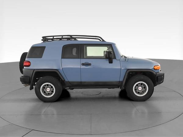 2014 Toyota FJ Cruiser Sport Utility 2D suv Black - FINANCE ONLINE -... for sale in South Bend, IN – photo 13