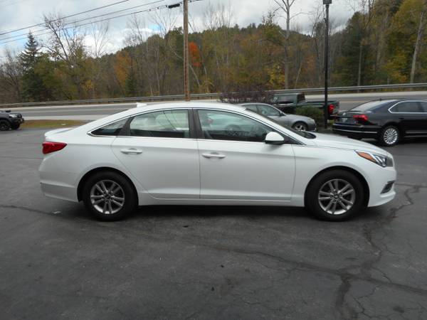 2016 Hyundai Sonata SE - - by dealer - vehicle for sale in Cass Lake, VT – photo 6