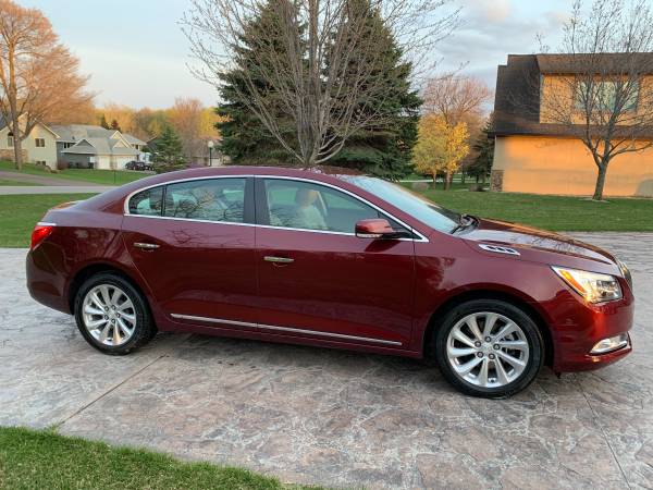 Buick LaCrosse 2016-Leather for sale in Alexandria, MN – photo 3