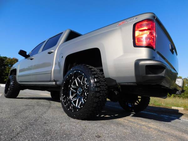 LIFTED 17 CHEVY SILVERADO LT Z71 CREW 4X4 22X12 *NEW 33X12.50 MT'S!!... for sale in KERNERSVILLE, NC – photo 7