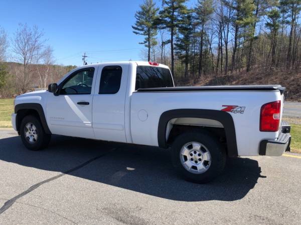 2011 Chevrolet Silverado 1500 4WD Ext Cab 143 5 LT for sale in Hampstead, NH – photo 7