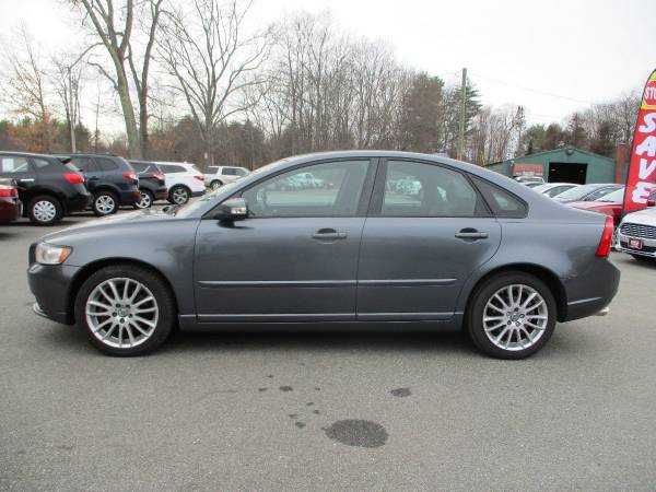 2011 Volvo S40 T5 Heated Leather Low Miles Sedan for sale in Brentwood, VT – photo 6