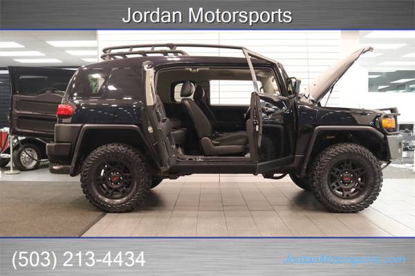 2007 TOYOTA FJ CRUISER 1 OWNER 67K LIFTED BLK OUT RR DIFF TRD PRO 20... for sale in Portland, OR – photo 9
