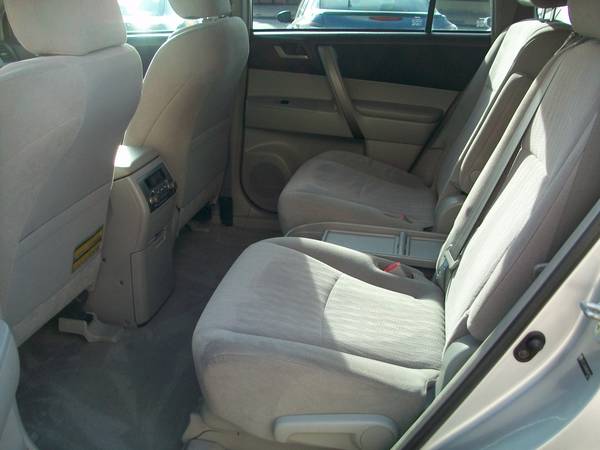 2008 Toyota Highlander 4wd - Bad Credit/No Credit Financing... for sale in Buffalo, NY – photo 7