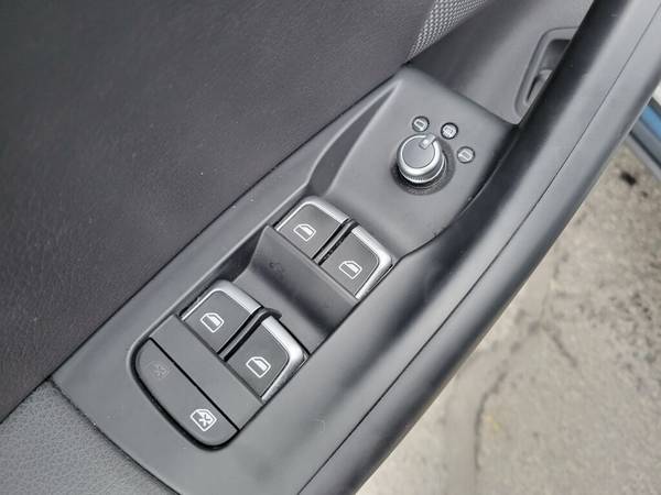 2018 Audi Q3 2 0T quattro Premium Plus - - by dealer for sale in Bellingham, WA – photo 20
