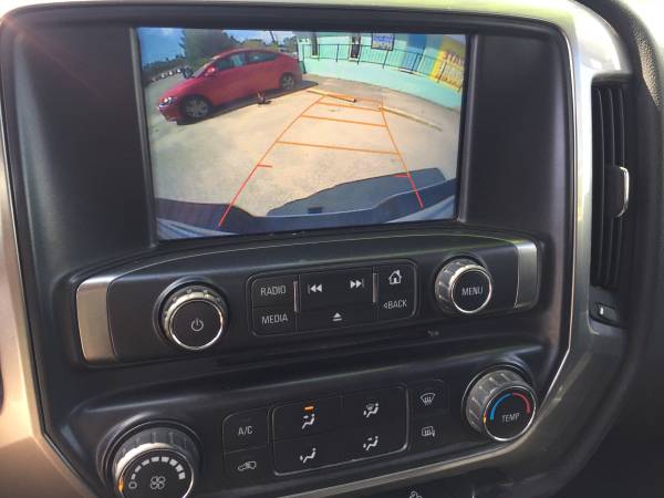 2017 CHEVY SILVERADO 2500 HD LT Z71 CREW CAB 4 DOOR 4X4 LONGBED TRUCK for sale in Wilmington, NC – photo 7