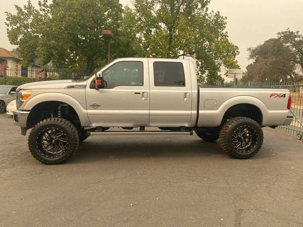 2016 Ford F250 Super Duty Lariat Crew Cab*4X4*Lifted*Tow Package* -... for sale in Fair Oaks, CA – photo 10