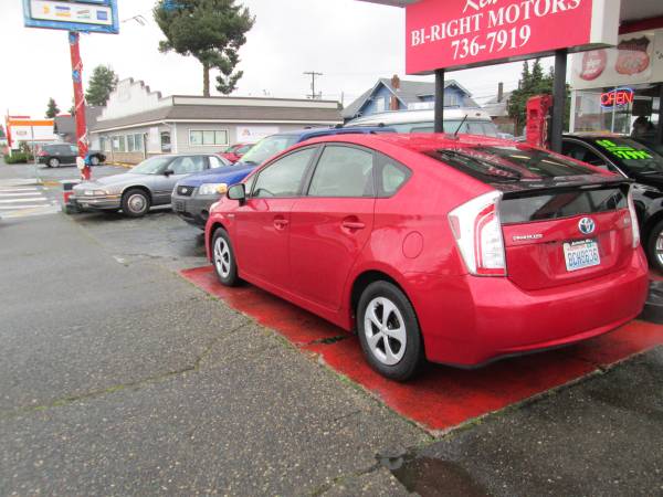 2013 Toyota Prius Three Hybrid - - by dealer - vehicle for sale in Centralia, OR – photo 22