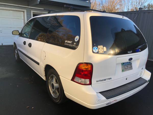 2002 Ford Windstar 89,900 miles! - cars & trucks - by owner -... for sale in Stevensville, MD – photo 2