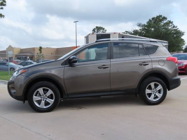 2015 Toyota RAV4 FWD XLE - - by dealer for sale in Houston, TX – photo 2