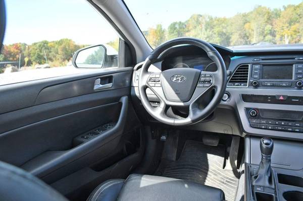 2015 *Hyundai* *Sonata* *2.4L* Sport - cars & trucks - by dealer -... for sale in Naugatuck, CT – photo 14