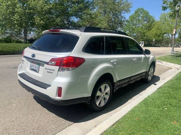 2011 Subaru Outback Limited - - by dealer - vehicle for sale in Valencia, CA – photo 5
