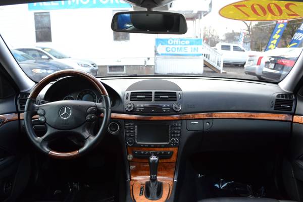 2008 Mercedes-Benz E-Class DRIVER SEAT POWER ADJUSTMENT! HEATED... for sale in Whitman, MA 02382, MA – photo 13