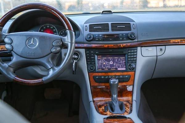 2009 Mercedes-Benz E-Class AWD E 350 4MATIC 4dr Sedan - cars &... for sale in Roslyn Heights, NY – photo 9